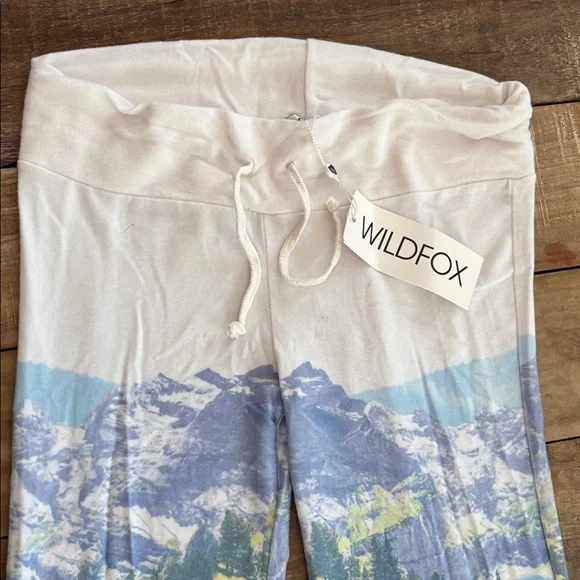 WILDFOX NWT - Picture 3 of 6